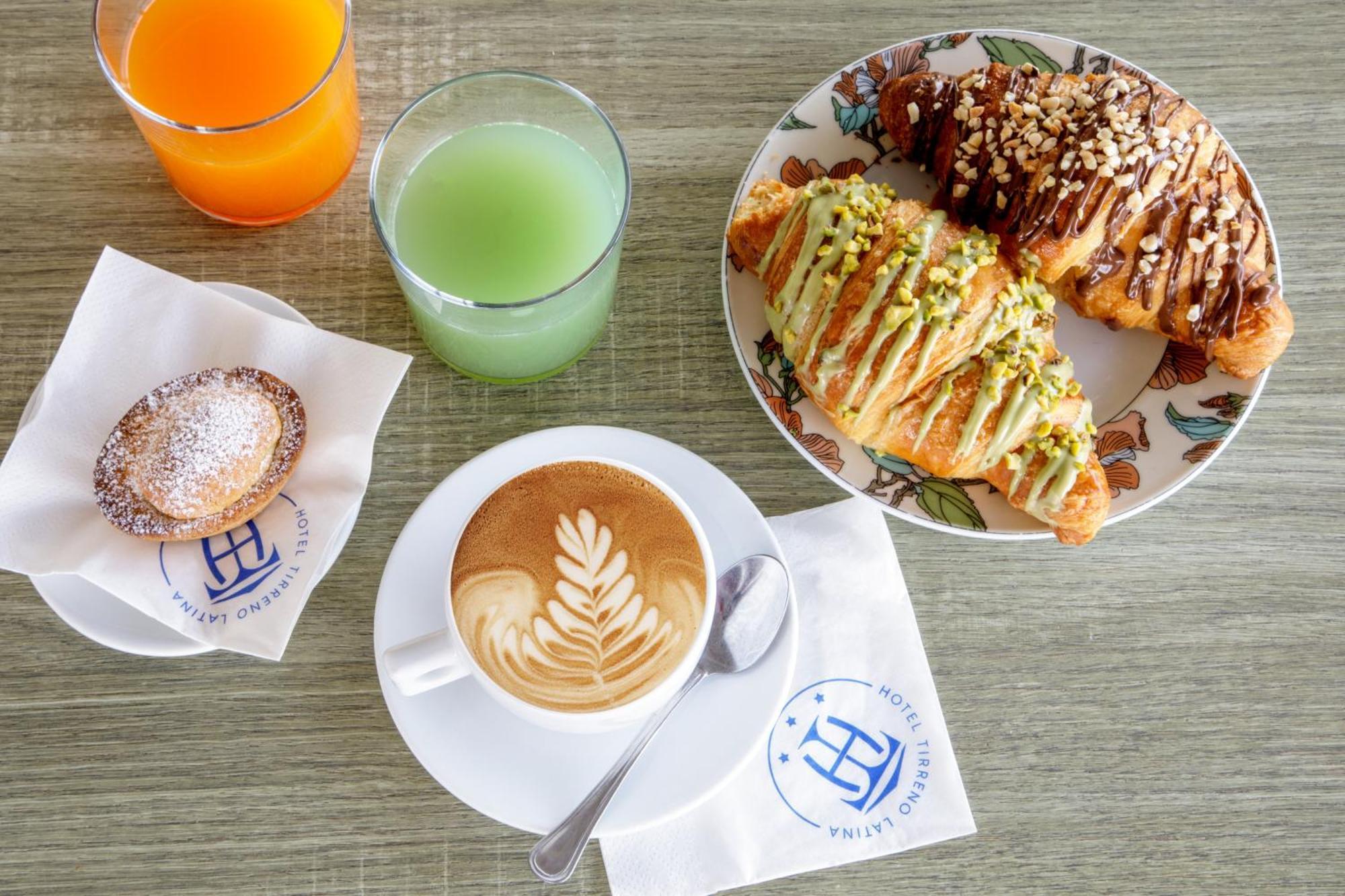 Hotel Tirreno 라티나 외부 사진
